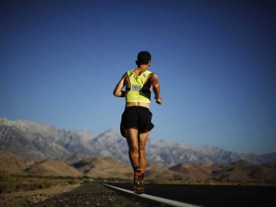 Traumi del podista: il ginocchio del corridore. I consigli del Dott. Castellani