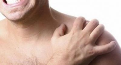 Dolore alla spalla: le cause,  i sintomi e i rimedi