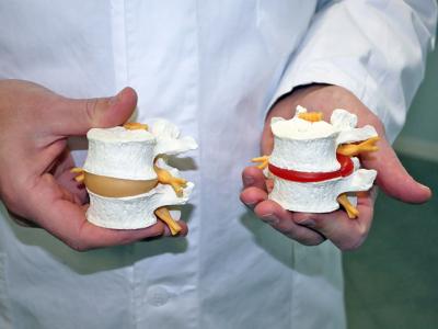 Avverti un dolore al collo? Consulta l’articolo
