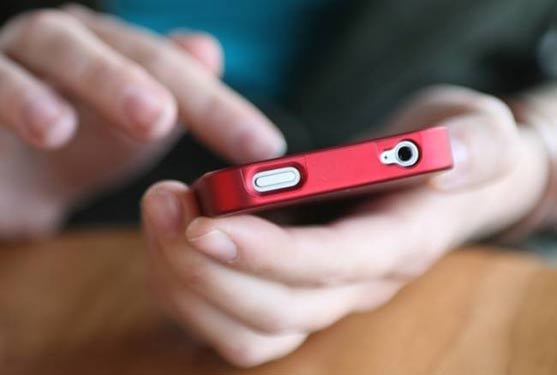 Il “Mal di Smartphone”? Una patologia che colpisce le mani